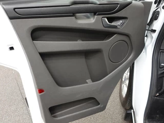 Ford Transit Custom Ford Transit Custom 280 2.0 TDCI L1H1 Trend Automaat Navi DAB Parkeersensoren Airco Camera Carplay - afbeelding nr 10