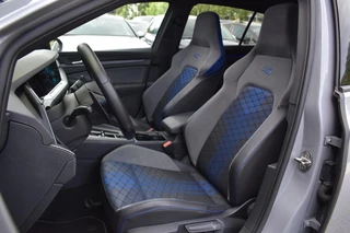 Volkswagen Golf Volkswagen Golf 1.5 eTSI R-Line Pano HUD H&K Lane Camera - afbeelding nr 11