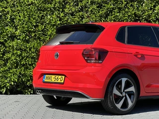 Volkswagen Polo Volkswagen Polo 2.0 TSI GTI, NIEUW MODEL, NAVI, AIRCO, CARPLAY, STOELVERWARMING, PARKEERSENSOREN VOOR/ACHTER, LICHTMETAAL 17