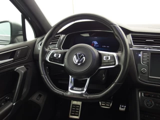 Volkswagen Tiguan AUTOMAAT / PANORAMADAK / ACC / STOELVERW / CAMERA / TREKHAAK / CARPLAY / ACHTERBANK VERW / CLIMA / NAVI - afbeelding nr 28