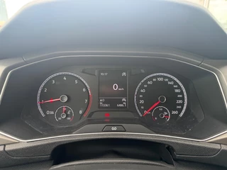 Volkswagen T-Roc Volkswagen T-Roc 1.0 TSI Style | Adaptive Cruise Control | Climate Control | Navi | PDC | Trekhaak | Apple Carplay/Android Auto | - afbeelding nr 30