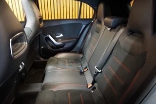Mercedes-Benz A-Klasse Mercedes-Benz A-Klasse A180 BNS SOLUTION AMG AUTOMAAT/ PANODAK - afbeelding nr 35