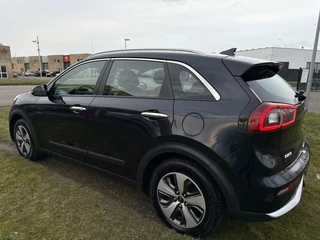 Kia Niro Kia Niro 1.6 GDi Hybrid DynamicLine - NAVI/CAM/CARPLAY/NAP - afbeelding nr 17