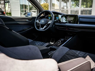 Volkswagen Golf Volkswagen Golf 1.5 eTSI R-Line|PANO|ACC|NAV|CAMERA|VIRTUAL - afbeelding nr 18