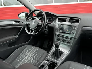 Volkswagen Golf NAVI / CLIMA / PDC / BLUETOOTH / CRUISE / ELEK RAMEN - afbeelding nr 3