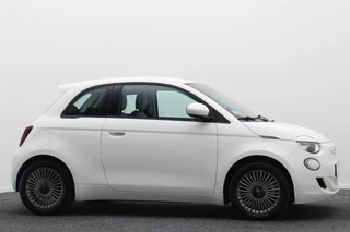 Fiat 500e Fiat 500e Icon 42 kWh Virtual Cockpit, Climate, Camera, Apple Carplay, Cruise, DAB, USB, 16'' - afbeelding nr 19
