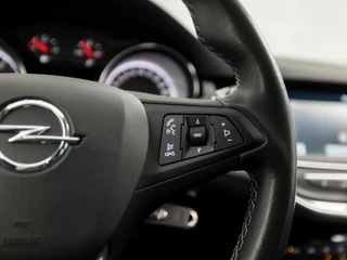Opel Astra (APPLE CARPLAY, NAVIGATIE, CAMERA, CLIMATE, GETINT GLAS, SPORTSTOELEN, PARKEERSENSOREN, LED KOPLAMPEN, NIEUWE APK, NIEUWSTAAT) - afbeelding nr 19