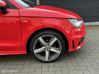 Audi A1 Sportback Audi A1 Sportback 1.2 TFSI S-Line Red Ribbon / S1 bumpers / 45.154 KM 1e eigenaar - afbeelding nr 9