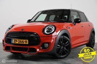 MINI 5-deurs Cooper 1.5 Carplay - JCW interieur - Airco