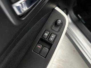 Suzuki Swift Suzuki Swift 1.2 Sportline | Navigatie | 17'' L.M. Velgen | Dakspoiler - afbeelding nr 25
