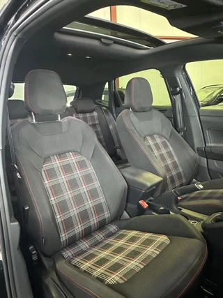 Volkswagen Polo Volkswagen Polo 2.0 GTI Virtual KW-SchroefsetPano Dsg beats dcc navi keyless - afbeelding nr 26
