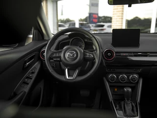 Mazda 2 Mazda 2 1.5 SA-G 90pk Aut. Homura | Camera | Apple Carplay/Android Auto | Stoel- en stuurverwarming | Climate Control | Blind Spot | Donker glas achter - afbeelding nr 8