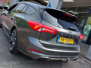 Ford Focus 1.0 EcoBoost 125pk ST-Line Business | Origineel NL | Navi | B&O Sound | Clima | Adap.Cruise | Led Koplampen | Keyless Entry | Pdc V+A+Assist+Camera | Privacy Glass | 18''lm | Trekhaak - afbeelding nr 43