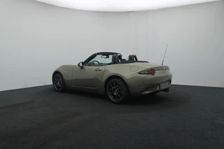 Mazda MX-5 Mazda MX-5 Roadster 1.5 SkyActiv-G Homura met Driver Assistance pakket en RECARO-sportstoelen : dealer onderhouden - afbeelding nr 6