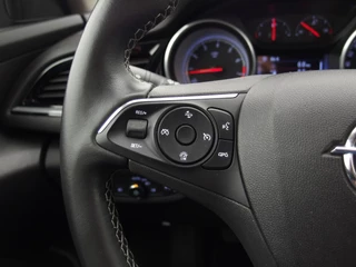 Opel Insignia TREKHAAK / CARPLAY / KEYLESS / NAVI / CLIMA / PDC / BLUETOOTH / CRUISE - afbeelding nr 37