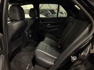 Mercedes-Benz GLE Mercedes-Benz GLE 350 e 4MATIC AMG PANO/22