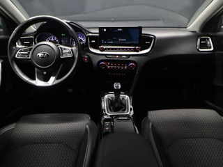 Kia Ceed Kia Ceed 1.0 T-GDi DynamicPlusLine [CARPLAY, CRUISE CONTROL, STOEL EN STUURVERWARMING, HALF LEDER, CAMERA, PDC ACHTER, CLIMATE CONTROL, NAVIGATIE, NIEUWSTAAT] - afbeelding nr 8