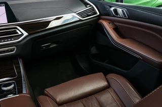 BMW X5 BMW X5 XDrive45e - LASER - PANO - TREKHAAK - afbeelding nr 36