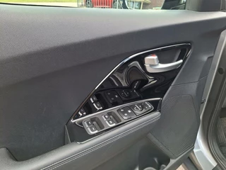 Kia Niro Kia Niro 1.6 GDi Hybrid DynamicLine - afbeelding nr 14