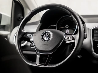 Volkswagen up! (AIRCO, BLUETOOTH, LM VELGEN, GETINT GLAS, SPORTSTOELEN, MULTIFUNCTIONEEL STUURWIEL, NIEUWSTAAT) - afbeelding nr 15