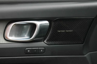 Volvo XC40 Volvo XC40 T4 Recharge Inscription | Leder | BLIS | Pilot Assist | Stoelverwarming | 360° Camera | Keyless - afbeelding nr 29