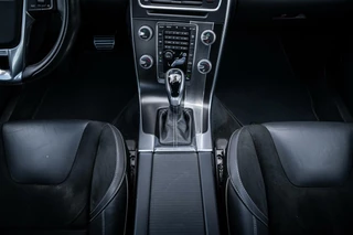 Volvo V60 Volvo V60 1.5 T3 Nordic+*AUTOMAAT*NAVI*R-DESIGN*NAP*TREKHAAK - afbeelding nr 35