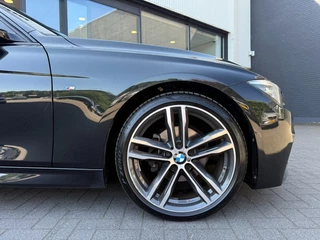 BMW 3 Serie BMW 3 Serie Touring 320i M-Sport,Pano,Leer,NaviPro,Carplay,LED,Stoelverw,Cruise - afbeelding nr 26