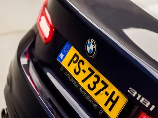 BMW 3 Serie BMW 3 Serie 318i Executive Sportline Automaat (NAVIGATIE, DEALER ONDERHOUDEN, CLIMATE, PARKEERSENSOREN, SPORTSTOELEN, LED KOPLAMPEN, CRUISE, NIEUWE APK, NIEUWSTAAT) - afbeelding nr 28