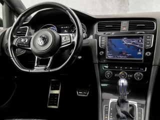 Volkswagen Golf 204Pk Automaat (APPLE CARPLAY, NAVIGATIE, CLIMATE, PARKEERSENSOREN, LED KOPLAMPEN, GETINT GLAS, SPORTSTOELEN, ZWART HEMEL, CRUISE, NIEUWE APK, NIEUWSTAAT) - afbeelding nr 7