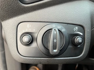 Ford Kuga Ford Kuga 1.5 EcoBoost Trend Stoelverwarming Onderhoudshistorie aanwezig - afbeelding nr 18