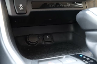 Toyota RAV4 Toyota RAV4 2.5 Hybrid 218PK Dynamic Automaat | Apple CarPlay & Android Auto - afbeelding nr 29