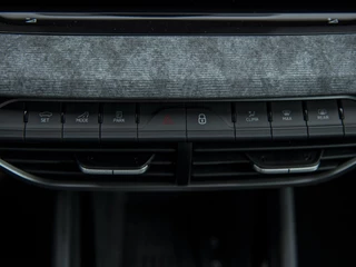 Škoda Octavia Škoda Octavia Combi 1.5 TSI MHEV Business Edition Plus | Matrix LED | Lounge Interieur | Chrome pakket | Stoel-, Stuur- & voorruitverwarming | Navi 13inch | Wireless App-connect | El. achterklep m.sensor | ACC | Winterpakket - afbeelding nr 33