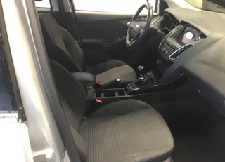 Ford Focus Ford Focus Wagon 1.0 EcoBoost ST Line Business - afbeelding nr 10