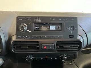 Citroën Berlingo Citroen Berlingo 1.2 PureTech Live 110pk 6-Bak Airco Cruise Control 2 Schuifdeuren Bluetooth Slechts 48000 km! - afbeelding nr 17