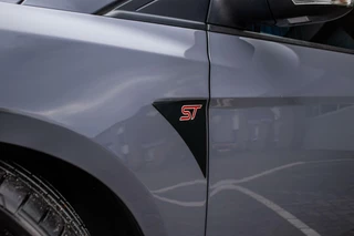 Ford Focus Ford Focus 2.0 ST, Milltek Sport, 19 Inch RS LMV, Airtec - afbeelding nr 32
