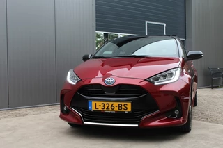 Toyota Yaris Toyota Yaris 1.5 Hybrid Executive Zwart dak Leder bekleding - afbeelding nr 8