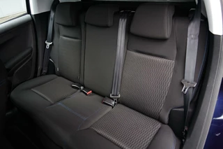Peugeot 208 Peugeot 208 1.2 PureTech Signature, NL, CarPlay, PDC, cruise - afbeelding nr 5