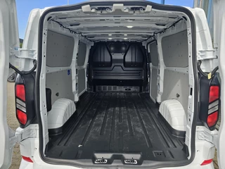 Ford Transit Custom Ford Transit Custom 300 2.0 TDCI L2H1 Limited Nieuw | 136pk | Trekhaak | Climate control | LED koplampen | Stoelverwarming | Uit voorraad leverbaar! - afbeelding nr 12