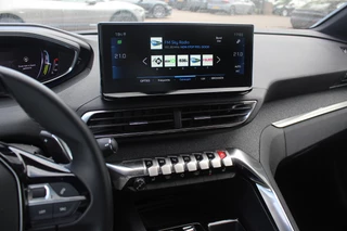 Peugeot 5008 Peugeot 5008 1.2 Hybrid Allure Pack Business 7p. / Camera / Half leder / Navigatie / 18'' / Keyless / Dodehoek / Stoelverwarming / Cruise Control - afbeelding nr 19
