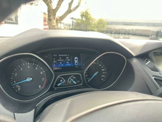 Ford Focus Ford Focus Wagon 1.5 Titanium Navi LED Cruise Climate Stuur/Stoelverwarming Sensoren - afbeelding nr 9