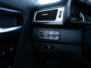 Kia e-Niro Kia e-Niro ExecutiveLine 64 kWh | SOH 100% | Leder | Adaptive cruise | Camera | Carplay - afbeelding nr 52