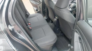 Toyota Yaris Toyota Yaris 1.5 Hybrid Active - afbeelding nr 14