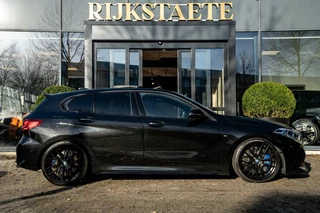 BMW 1 Serie BMW 1-serie M135i xDrive High Executive|PANO|MAXTON|19'' - afbeelding nr 5