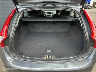 Volvo V60 Volvo V60 2.0 T3 Momentum - Volvo dealer onderh. - afbeelding nr 21
