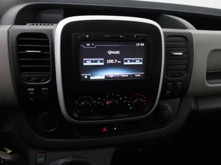 Renault Trafic Renault Trafic 1.6DCi 115PK Imperiaal | Trekhaak | Navigatie | Airco | Cruise | 3-Persoons - afbeelding nr 17