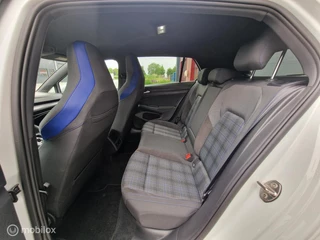 Volkswagen Golf Volkswagen Golf 8 GTE 245PK DSG /rijklaar incl. onderhoud - afbeelding nr 14