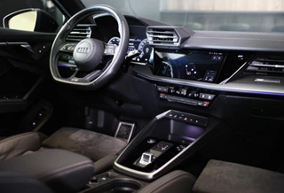 Audi A3 Audi A3 Sportback 40 TFSI e RS3 Look / 204 PK / RS Zetels / Cc / Camera / Navi / Open Pano / Digital Cockpit / Led / Pdc / 18 Inch - afbeelding nr 6
