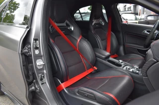 Mercedes-Benz A-Klasse Mercedes-Benz A-klasse AMG 45 4MATIC Dynamic Pakket Race H&K Memory Magno 19