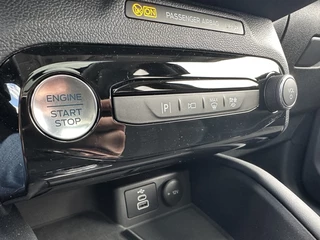 Ford Kuga Ford Kuga 2.5 PHEV Active X PANODAK! TECHPACK! WINTERPACK! - afbeelding nr 12