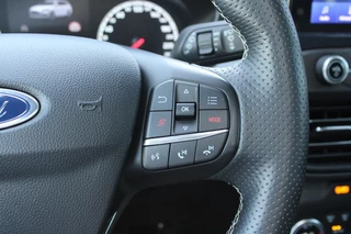 Ford Focus Ford Focus Wagon 2.3 EcoBoost ST-3 | Panoramadak |  Adaptive cruise control | Winter Pack | Camera | Trekhaak | Elektrische achterklep - afbeelding nr 26